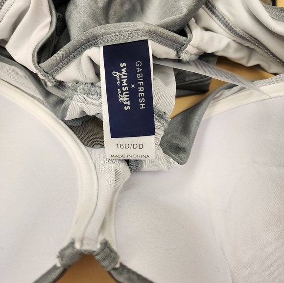 Swimsuits for All 16D/DD by Gabi Fresh. - Picture 5 of 11